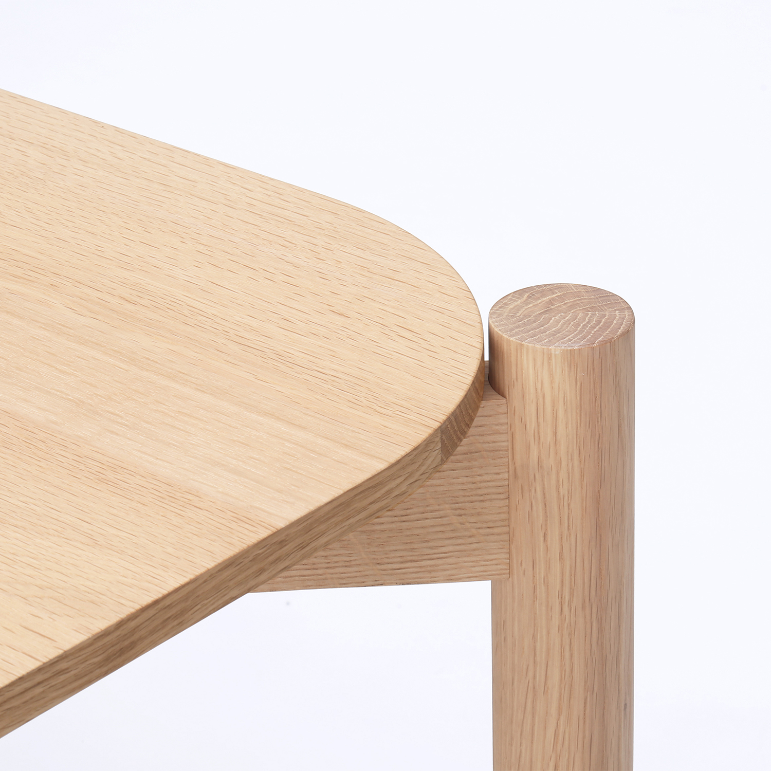 GoogleDrive_Castor-Table-180-2