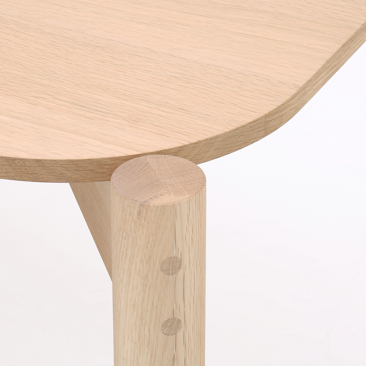 GoogleDrive_Castor-Table-180-3