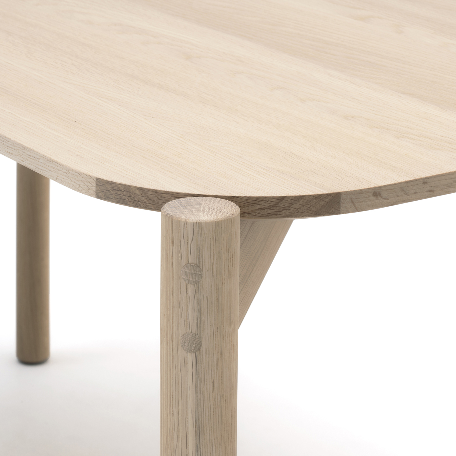 GoogleDrive_Castor-Table-75-2