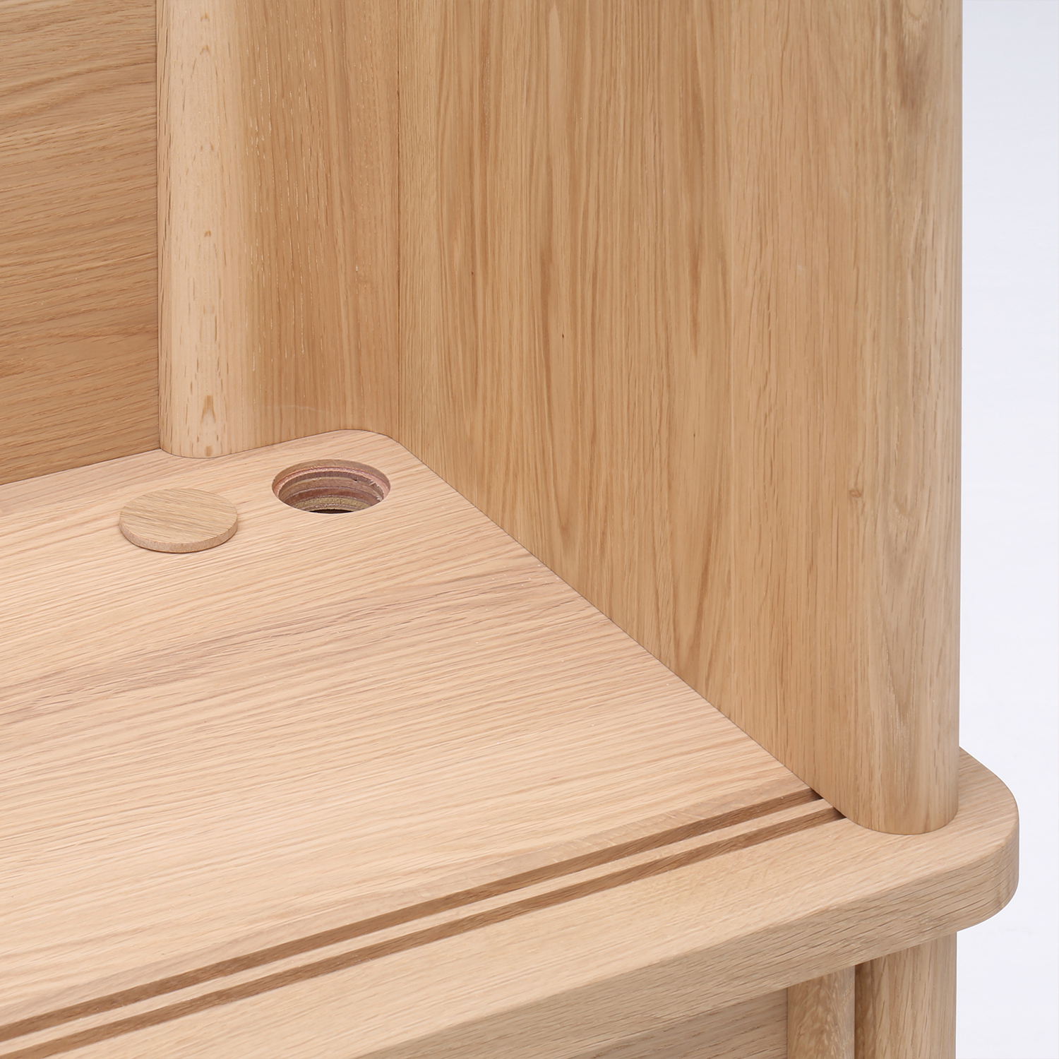 GoogleDrive_Prop-Sideboard-100-PURE-OAK-5