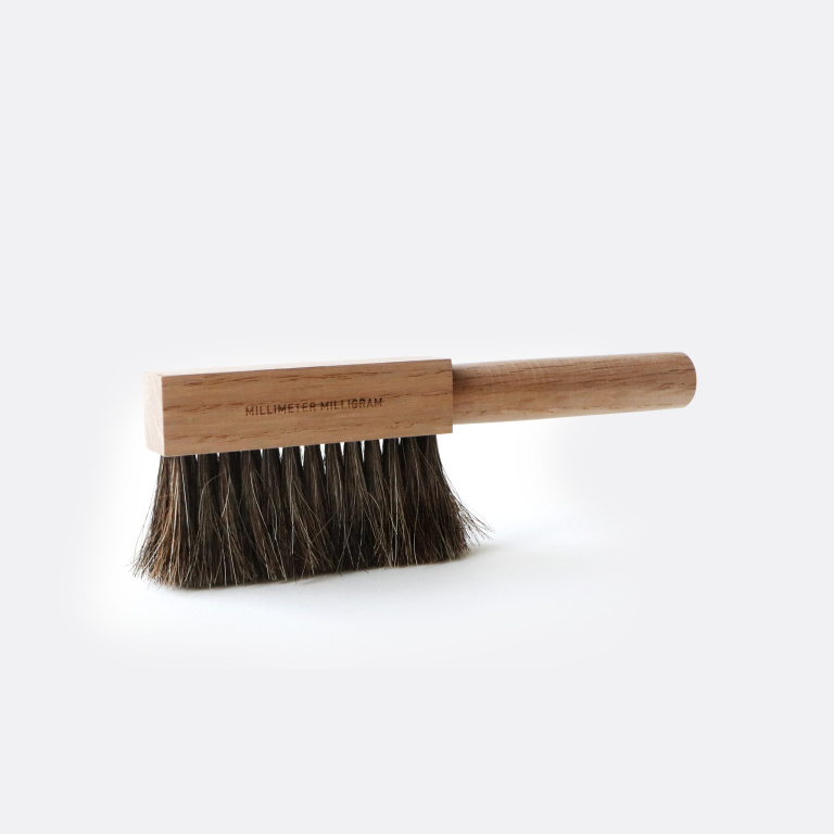 BRUSH F a
