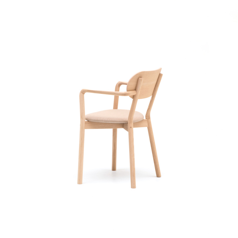 GoogleDrive_Castor-Armchair-Plus-Pad-PURE-OAK-3
