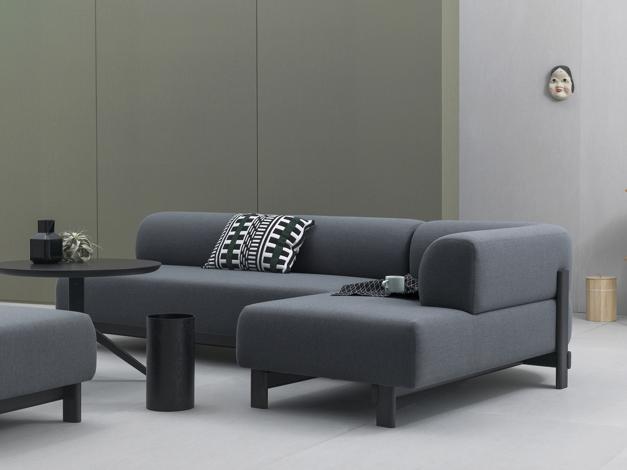 ELEPHANT SOFA_scene 1 (014)