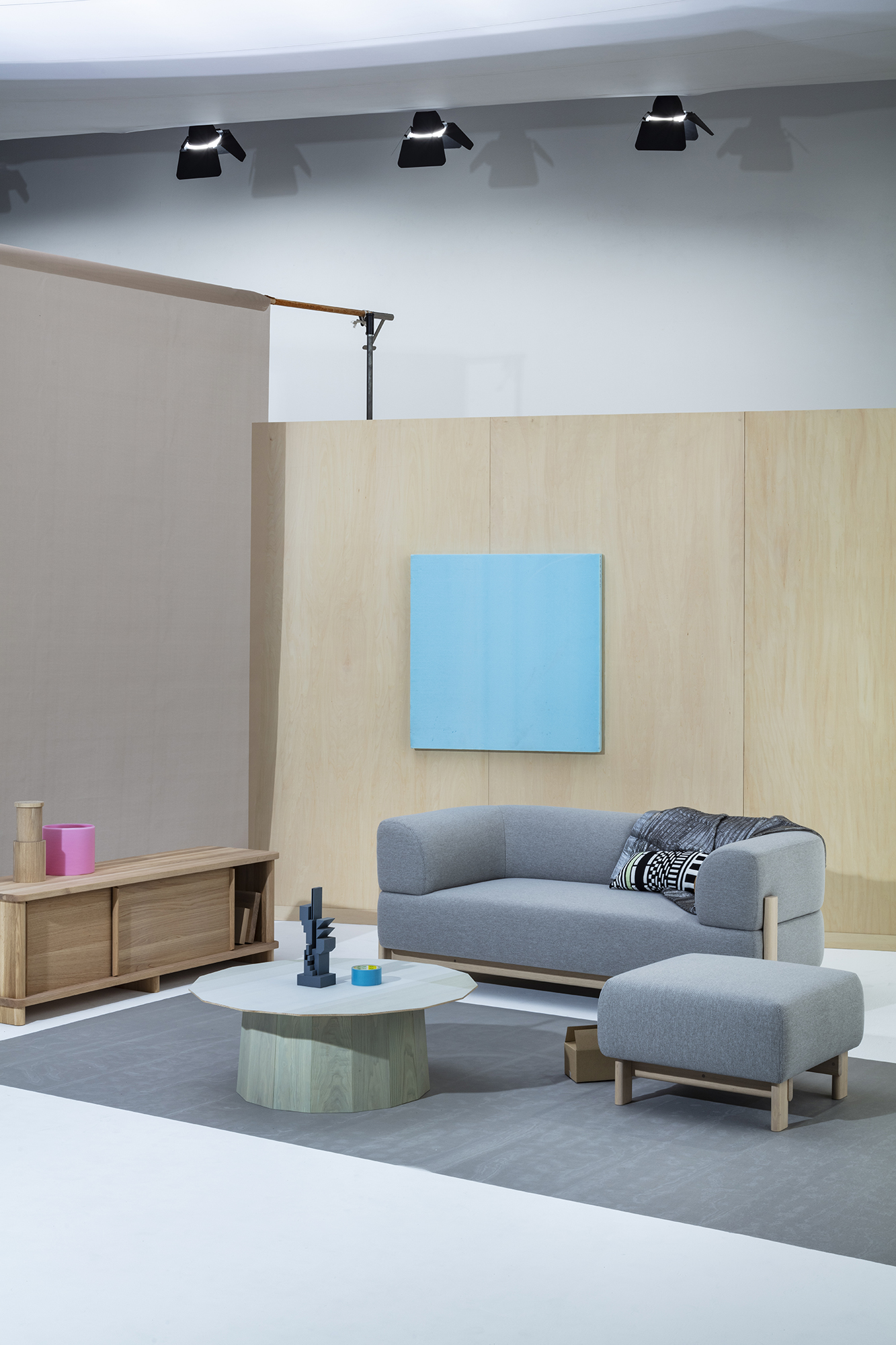 ELEPHANT SOFA_scene 1 (04)